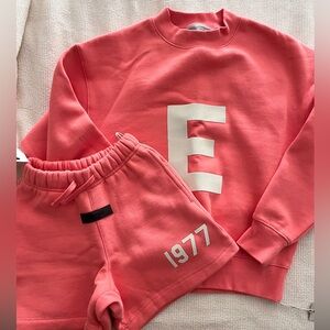 UNISEX KIDS ESSENTIALS SET